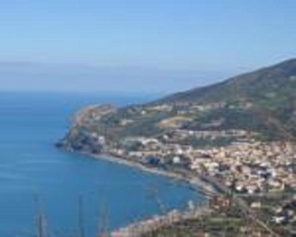 Appartement Terrazza Sul Mare à Gioiosa Marea Extérieur photo